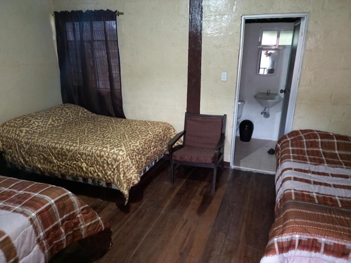 Montano Camping & Hostel Baños Extérieur photo