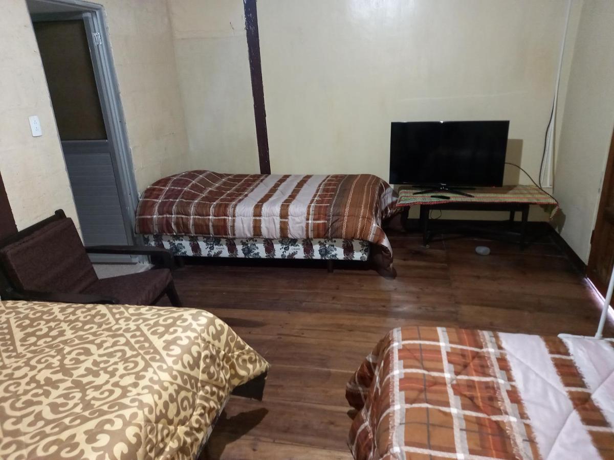 Montano Camping & Hostel Baños Extérieur photo