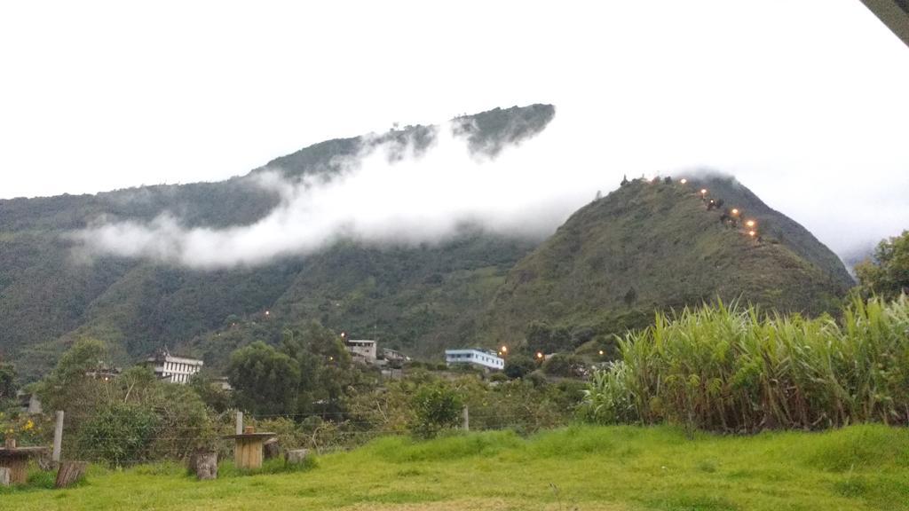 Montano Camping & Hostel Baños Extérieur photo