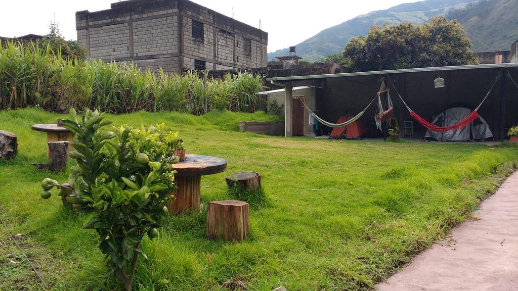 Montano Camping & Hostel Baños Extérieur photo