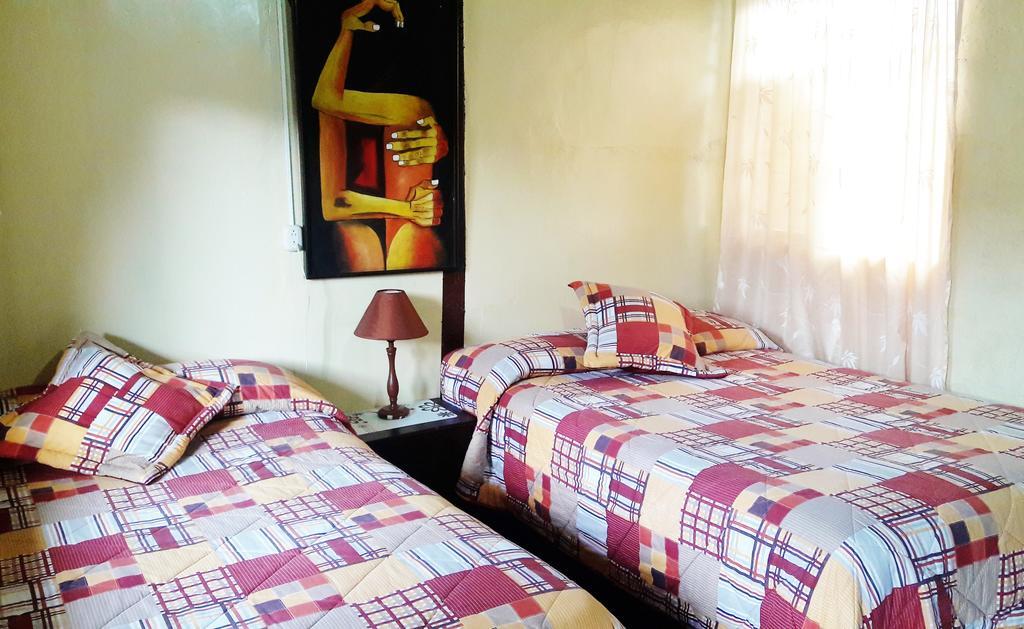 Montano Camping & Hostel Baños Extérieur photo